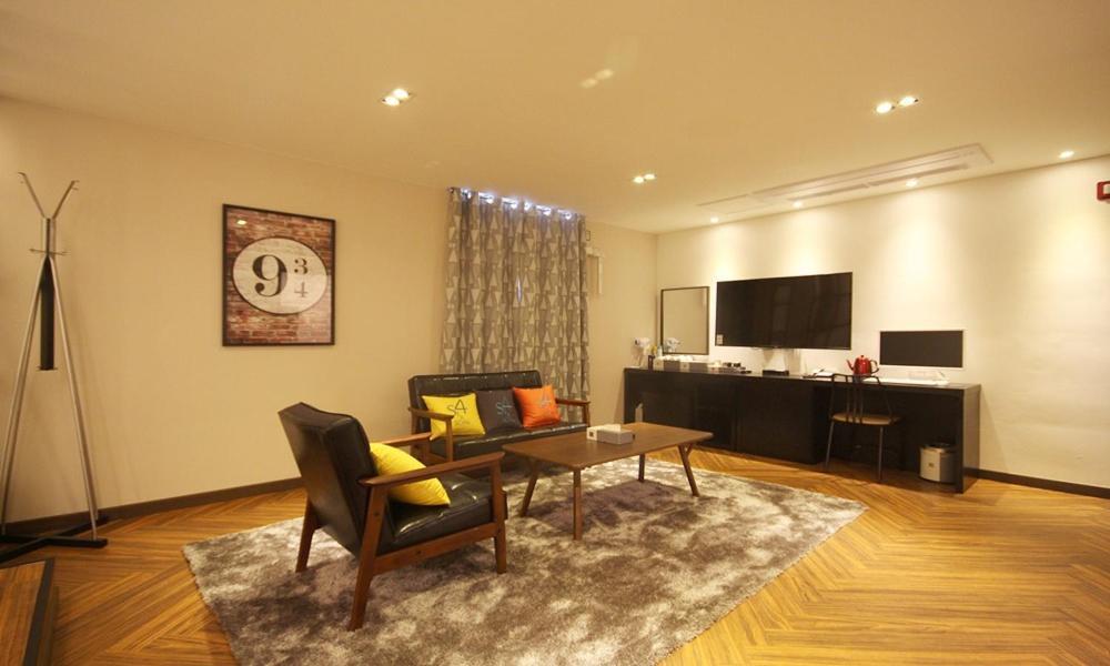 Iksan 4 Seasons Hotel Exterior photo
